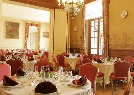 Bed & Breakfast Chateau De Montbraye *