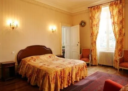 Bed & Breakfast Chateau De Montbraye Parigne-l'Eveque