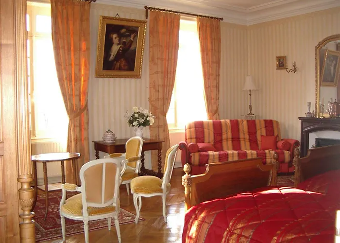 Chateau De Montbraye Panzió