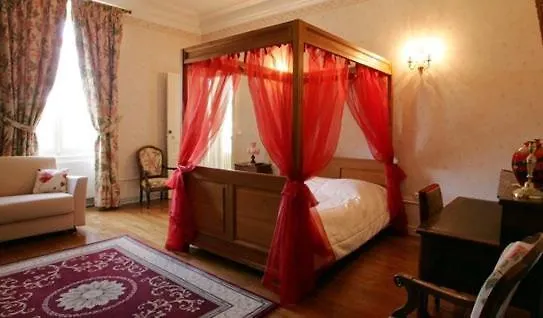 Chateau De Montbraye Panzió