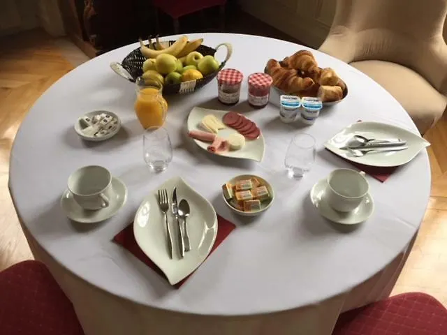 Panzió Chateau De Montbraye